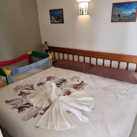 Apartamento Portosun Caracol Puerto Colom Dış mekan fotoğraf